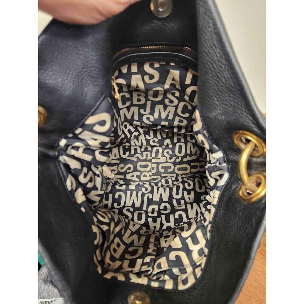 Marc By Marc Jacob's Black Leather hobo bag with Goldtone Hardware shoulder bag - Picture 10 of 10